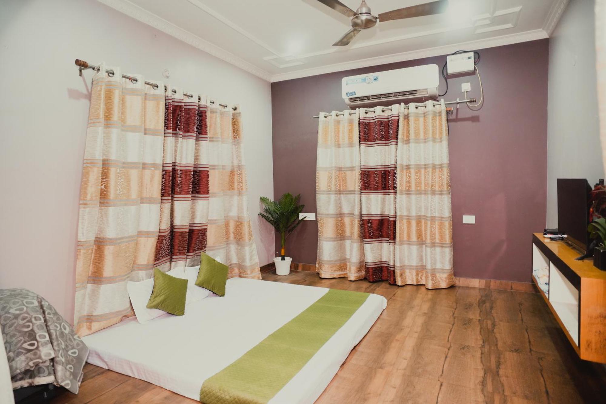 The Q3 Inn Guwahati Ngoại thất bức ảnh